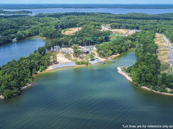 928 Eagle Point Dr Lot 16, Grand Rivers, KY 42045