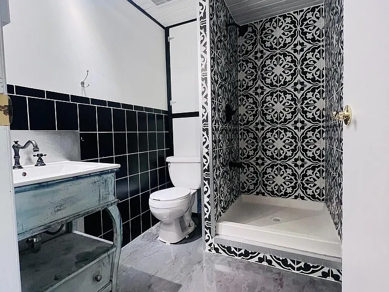 19 Terryellen Cres — Photo 4