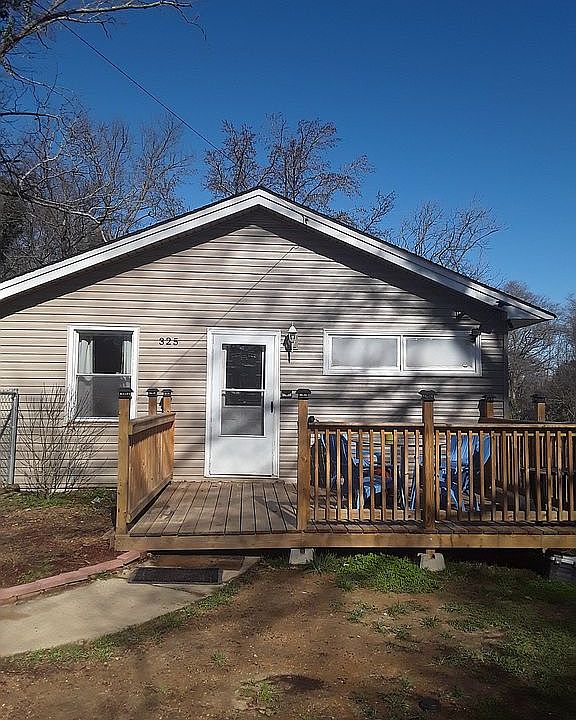 1st image of 325 Linden Cir