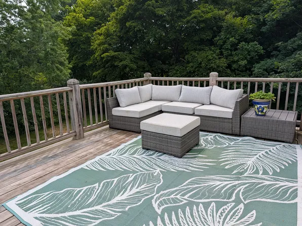 38 Artwill Ave, Portsmouth, NH 03801