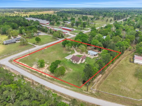 8500 Fostoria Rd, Cleveland, TX 77328