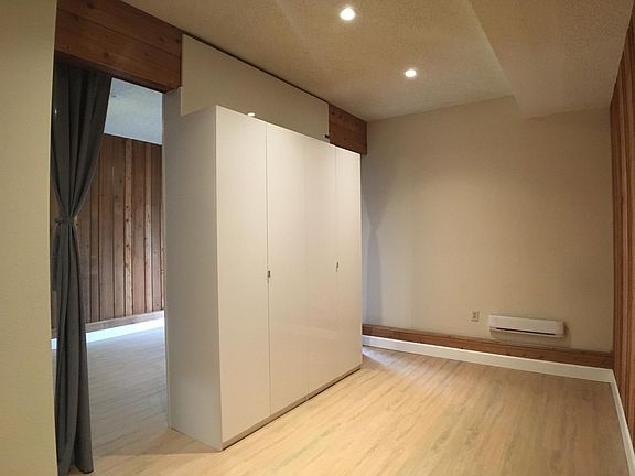 3rd image of 10024 138th Ave NE APT C
