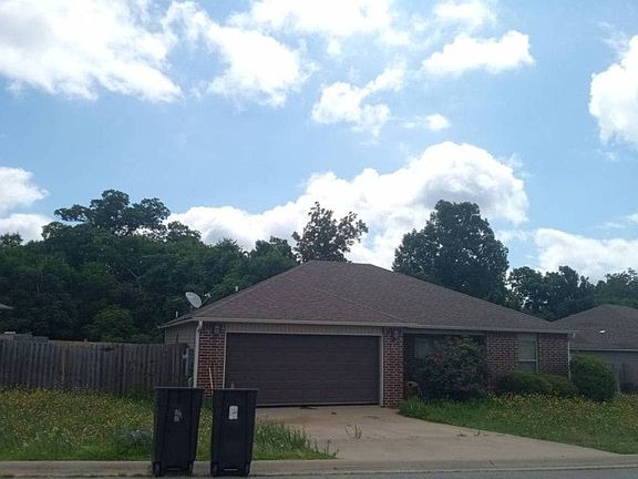 2nd image of 14801 Parkway Meadows Dr