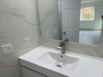 4 bed, 2389 sqft, $975 — Photo 3