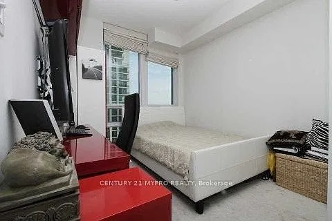 18 Harbour St #3105 — Photo 13