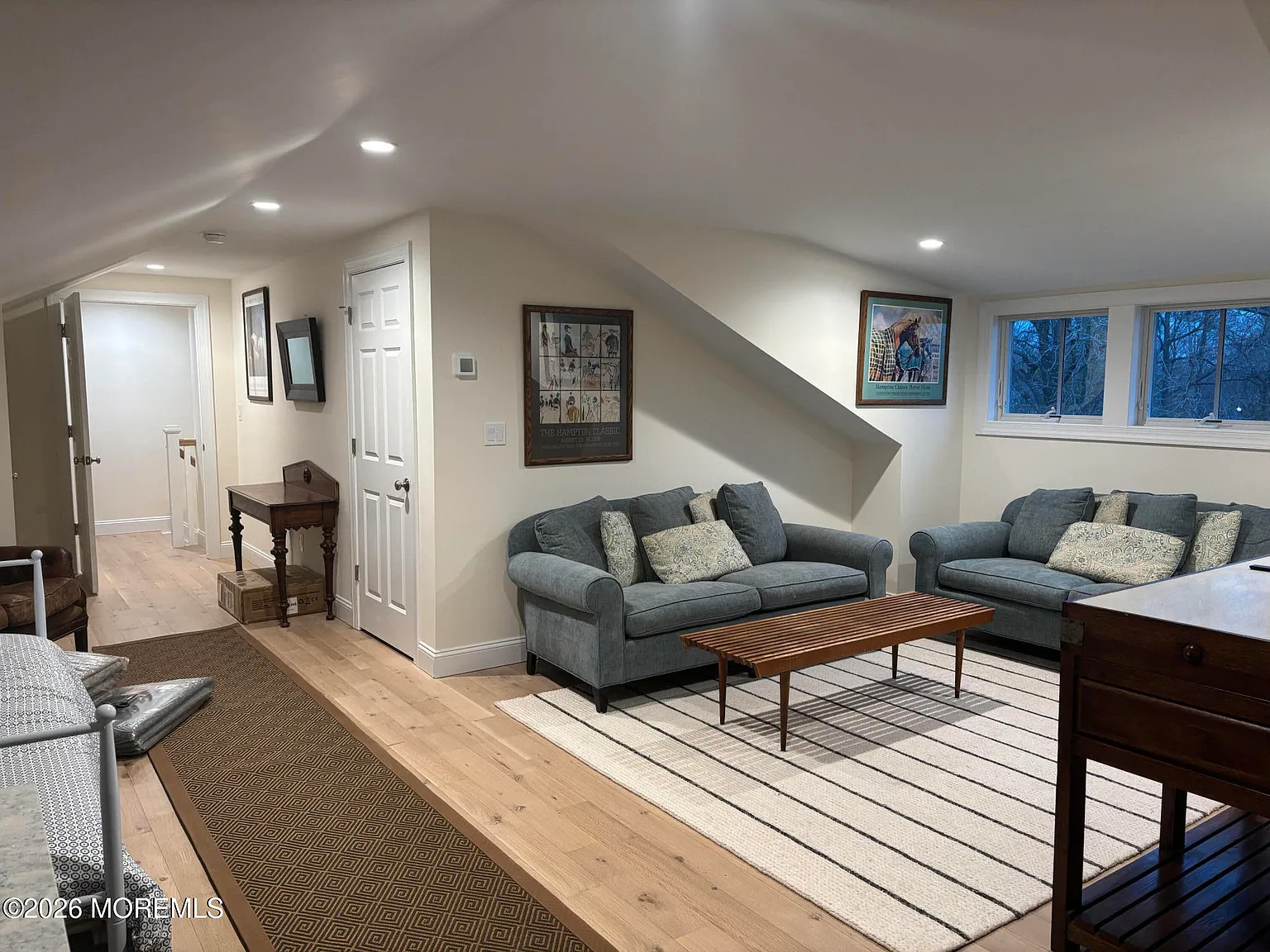2 bed, 3256 sqft, $4,000 — Photo 4