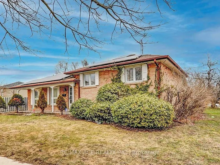 1 Wagner Dr — Photo 3