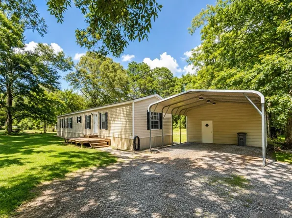 15140 Peairs Rd, Pride, LA 70770
