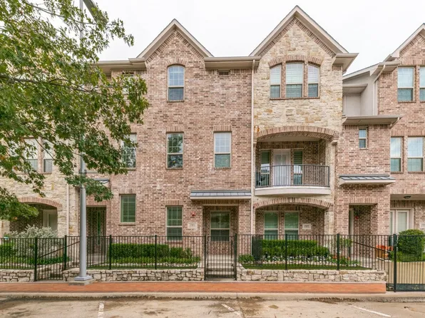 15851 Spectrum Dr, Addison, TX 75001