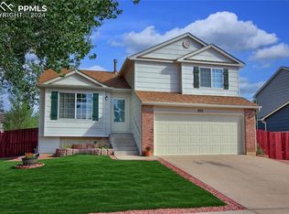 893 Bromefield Dr, Fountain, CO 80817