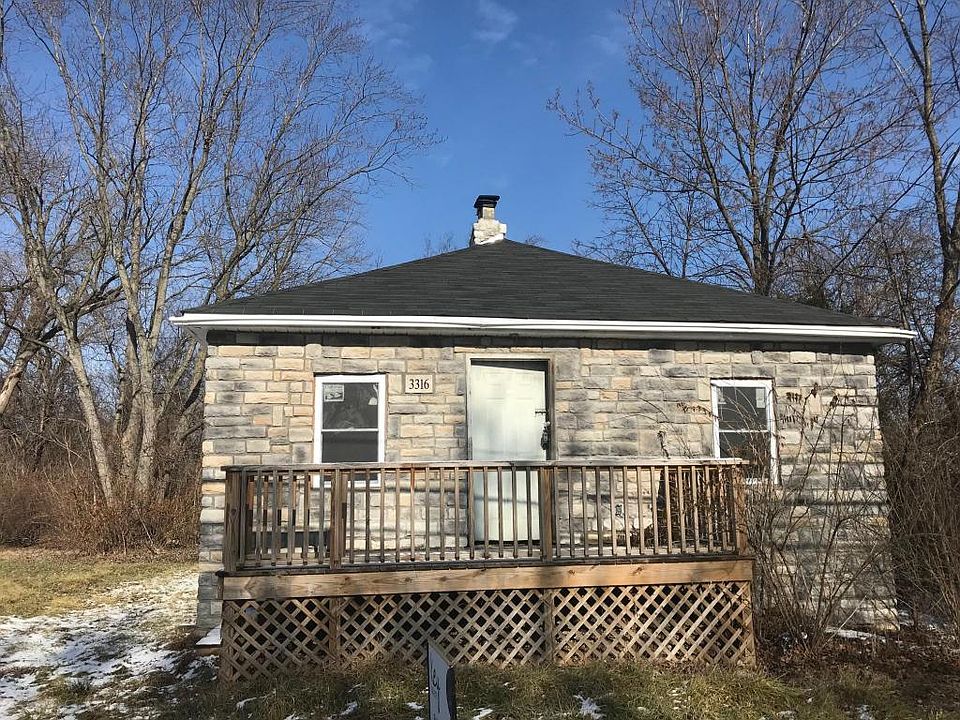 1st image of 3316 1st Ave