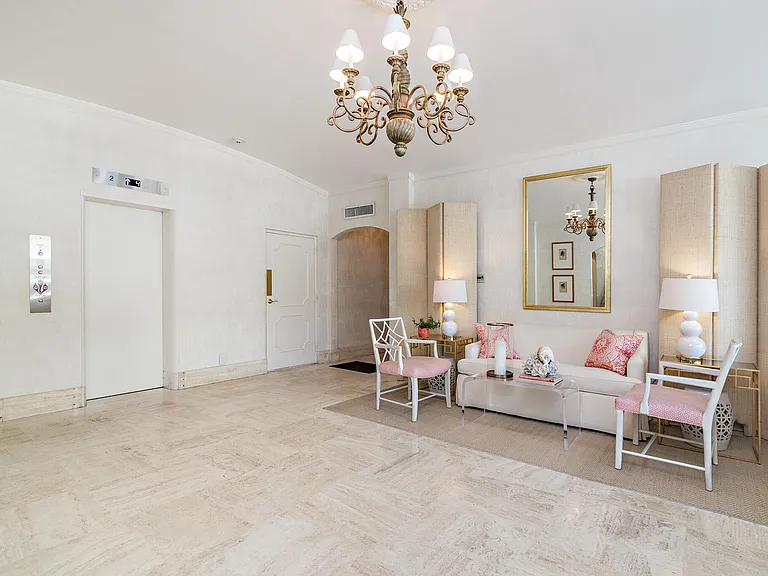 354 Chilean Ave #6C — Photo 17
