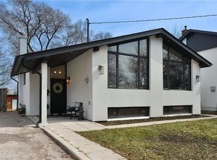 75 Rangoon Rd, Toronto, ON M9C 4N8