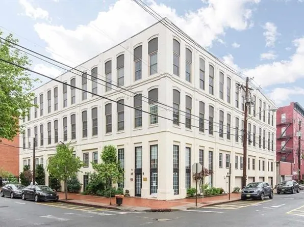 222 Clinton St APT 7, Hoboken, NJ 07030