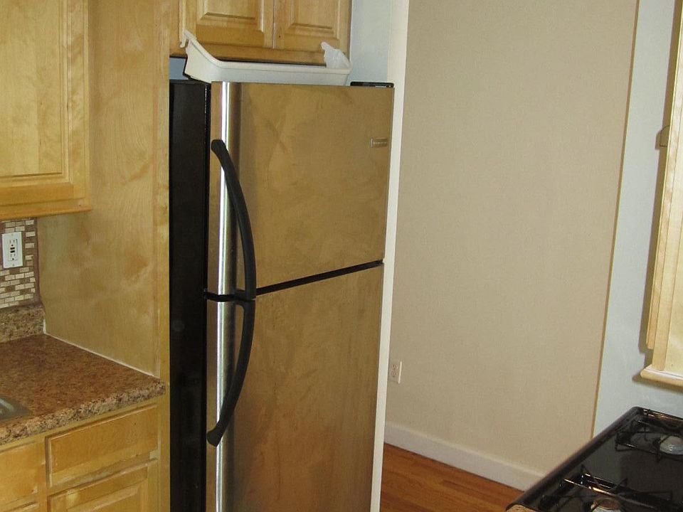 1st image of 141 W 128th St APT 11