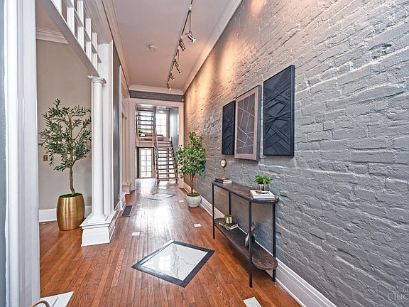5th image of 1120 Fuller St