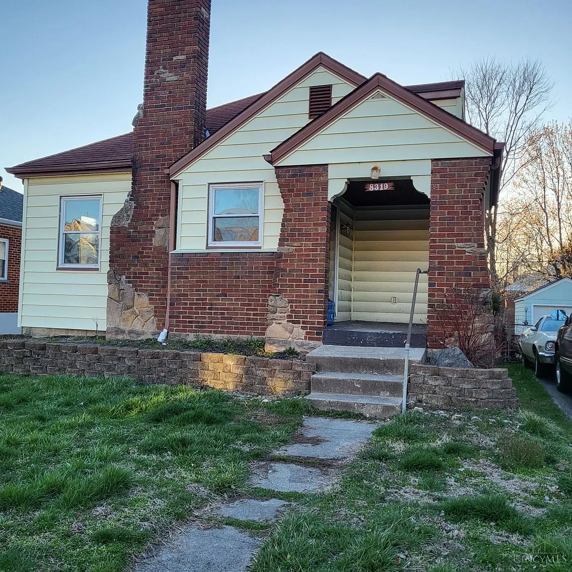 8319 Marley St photo 1