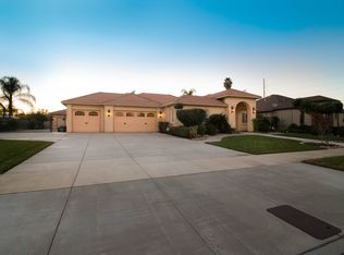 1447 Riverview Cir W, Ripon, CA 95366