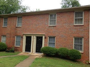 1st image of 371 Freeport Dr