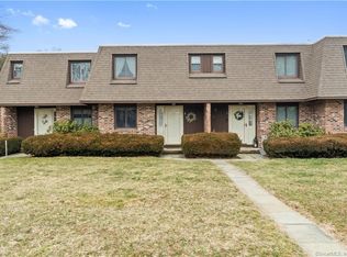31 W Main St #C2, Niantic, CT 06357