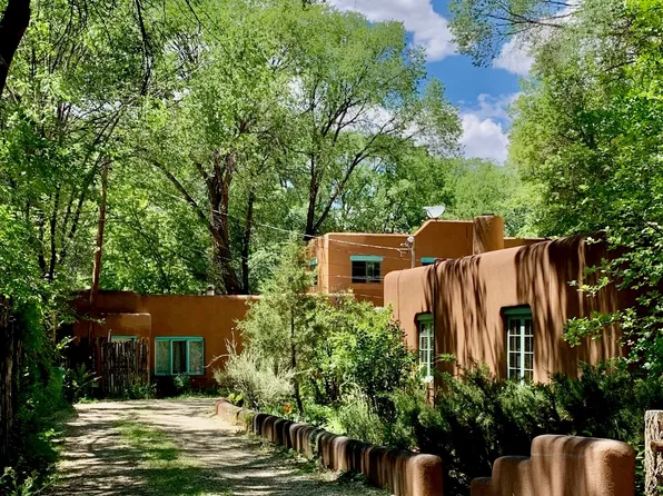 (undisclosed Address), Taos, NM 87571