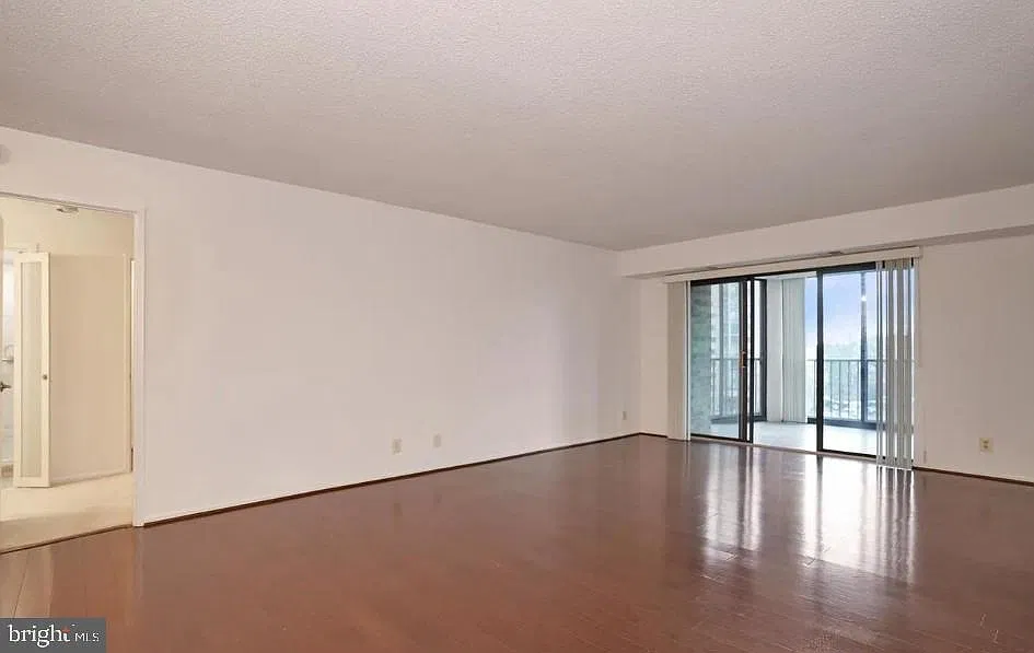 2 bed, 2.0 bath, 1120 sqft, $2,800 — Photo 3