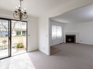 216 Green Meadow Dr APT C, Watsonville, CA 95076