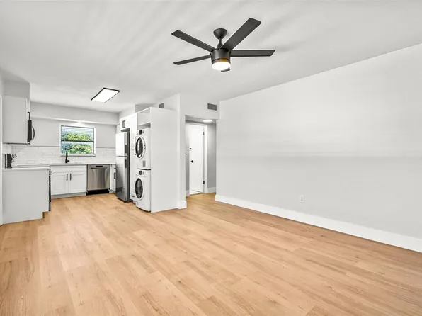 300 S Nimbus Ave #3, Clearwater, FL 33765