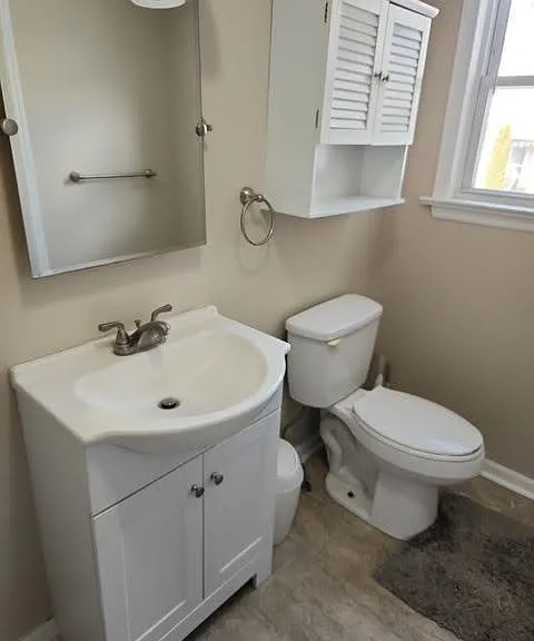 663 Spring Garden St — Photo 9