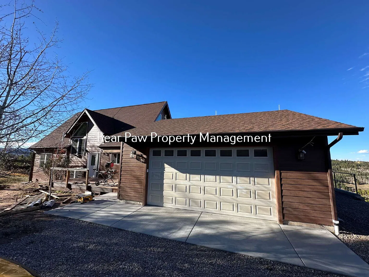 4 bed, 4.0 bath, 3200 sqft, $3,500 — Photo 1