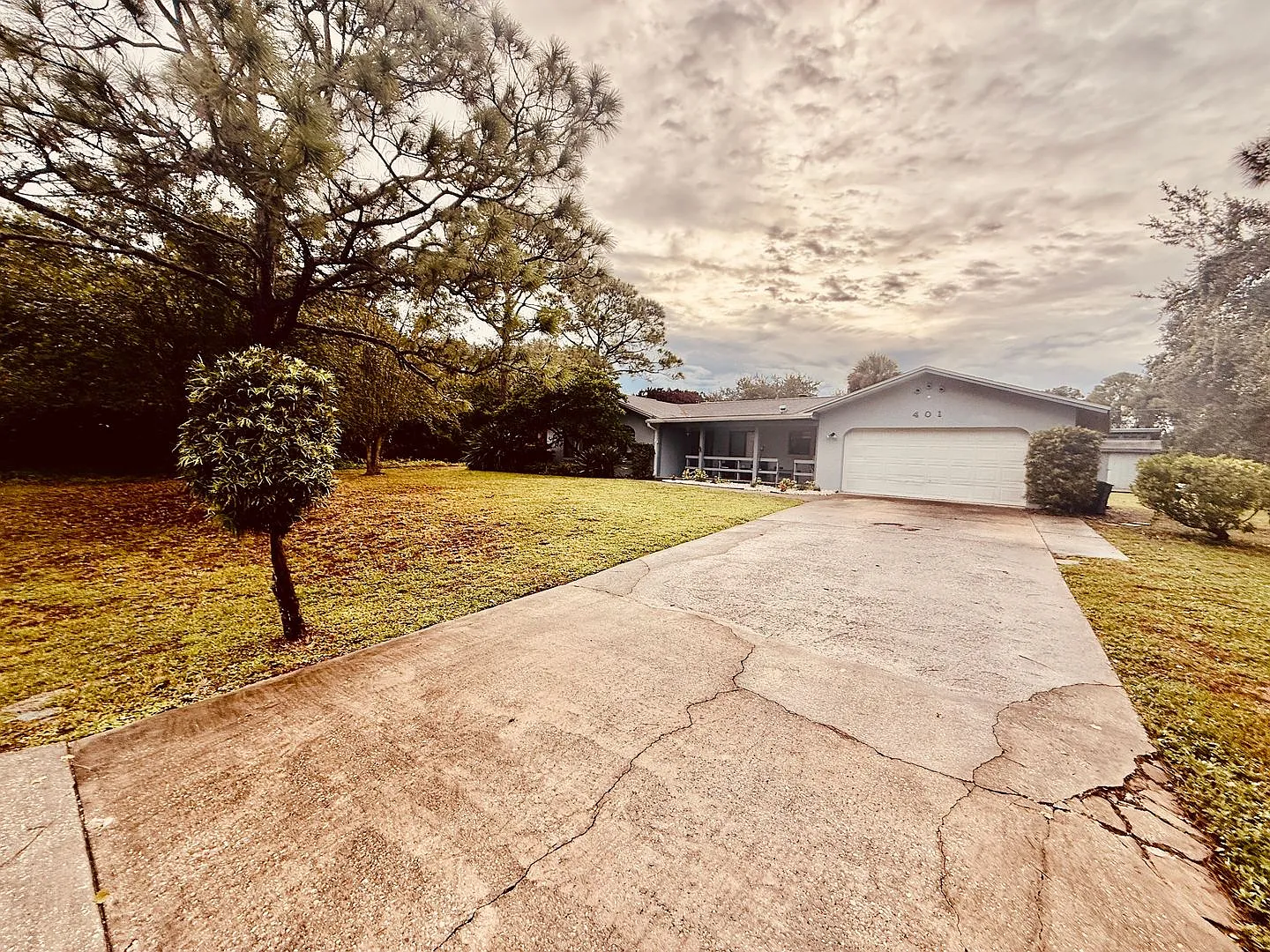 3 Bed/2 Bath Home With Oversized Backyard In Ne Palm Bay — Photo 2