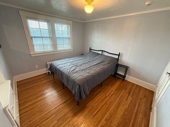 5th image of 1340 Mount Hope Ave #Up