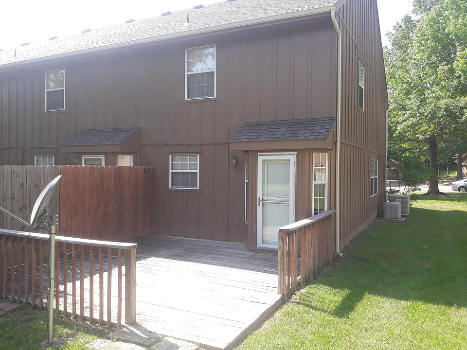 1st image of 1347 NW Jefferson Ct