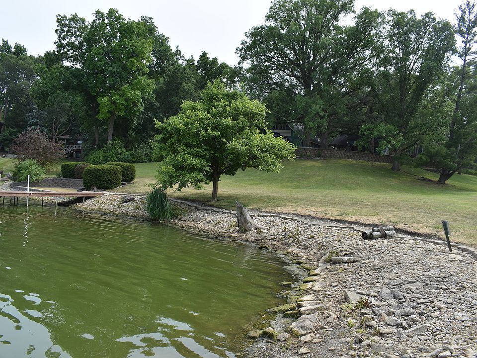 1st image of 717 Bayshore Dr