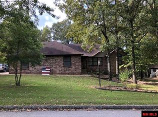 522 Northpointe Dr, Mountain Home, AR 72653