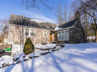 16 Croft Rd, Poughkeepsie, NY 12603