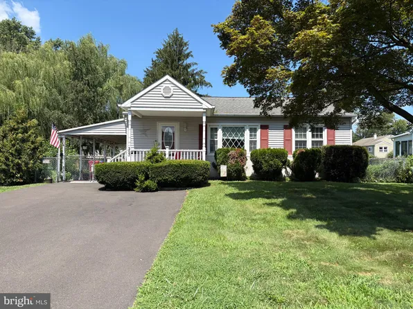 357 Beech St, Warminster, PA 18974