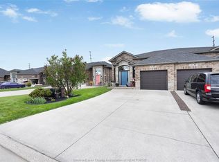42 Hazel Cres, Kingsville, ON N9Y 0B1