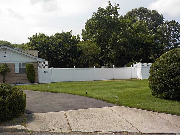 4th image of 14 Paul Dr