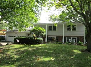 1004 Hillcrest Dr, Fairfield, IA