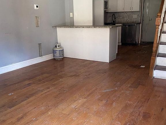 2nd image of 1245 N Newkirk St