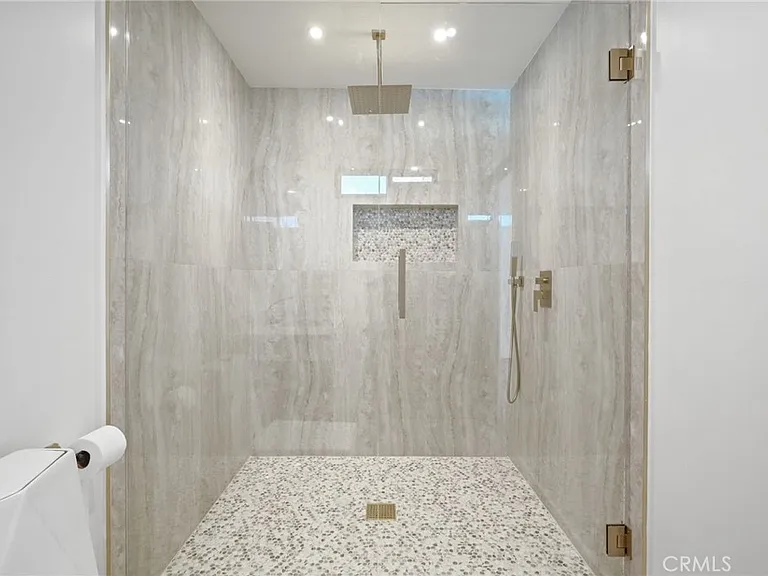 6108 Sadring Ave — Photo 23