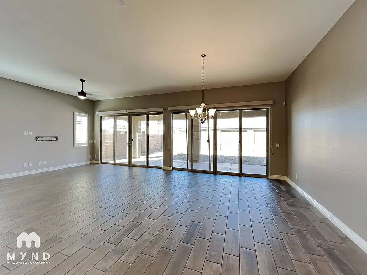 Building Photo - 22530 E Tierra Grande
