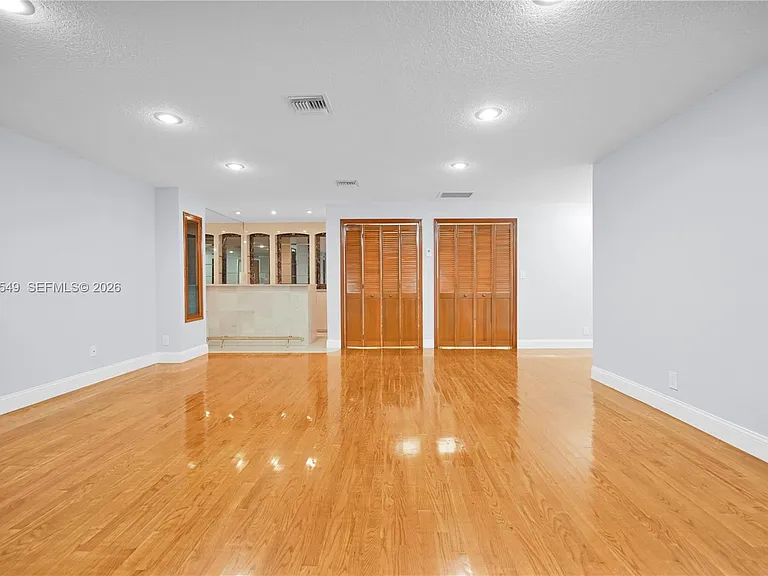 1067 SW 92nd Ave — Photo 45