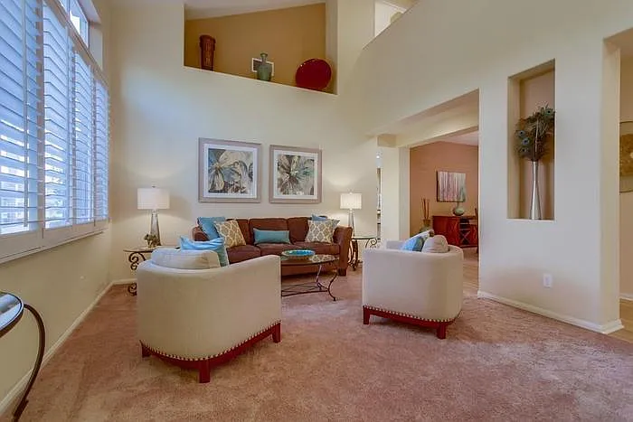 3553 Bluff Ct — Photo 3