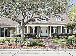 176 Commerce St, Gretna, LA 70056