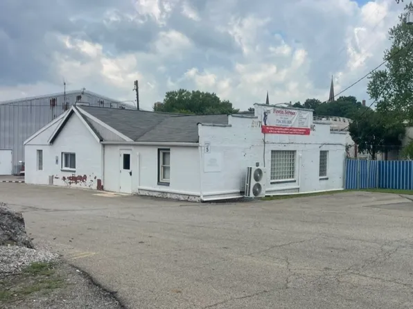 210 S Monroe St, Butler, PA 16001