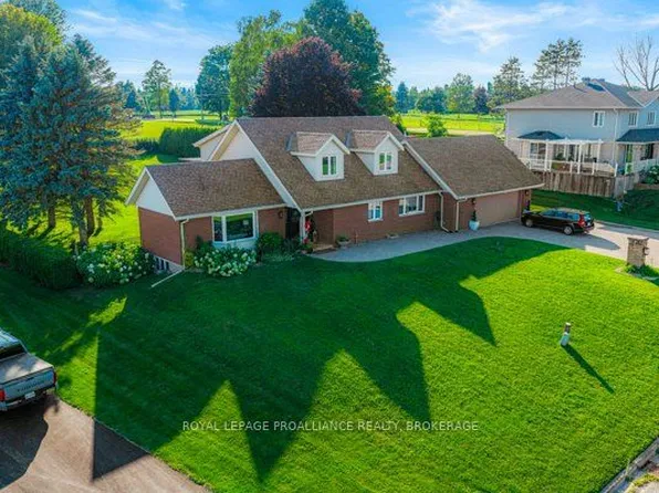 1102 Burnside Dr, Augusta, ON K6V 5T1