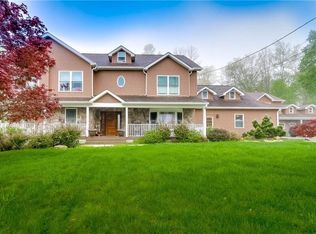 5 Biret Dr, Airmont, NY 10952