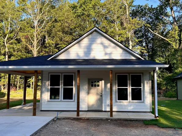 6 Holland Dr, Rome, GA 30165